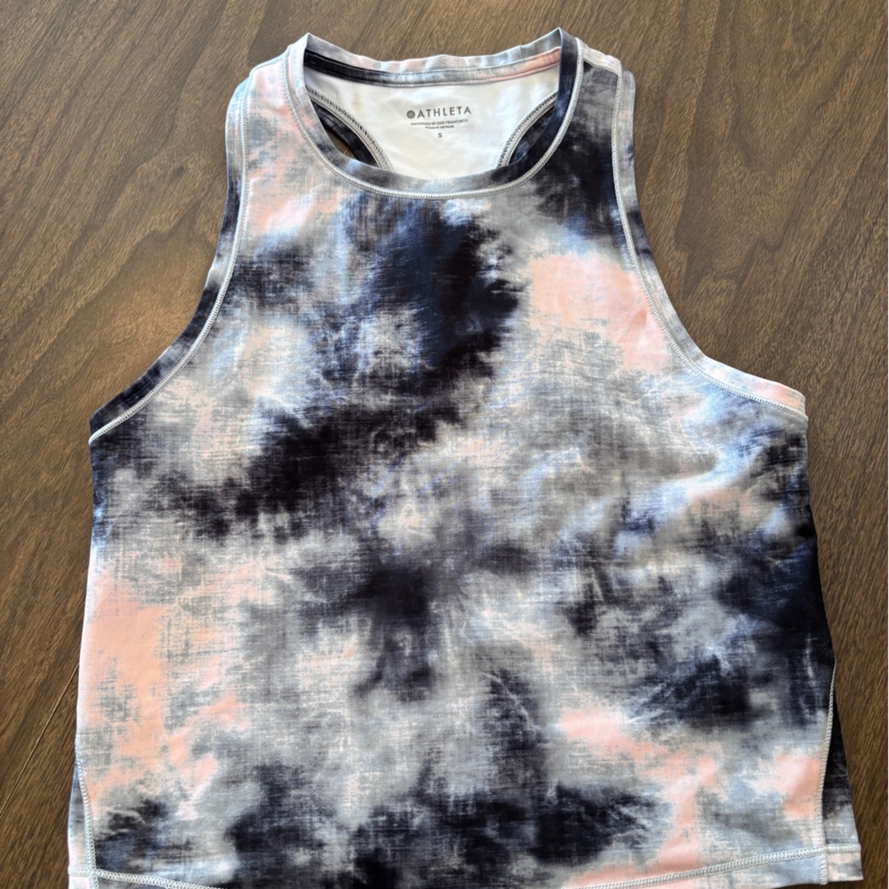 Athleta size small tank crop